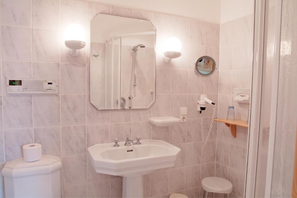 Privathotel Brügges Loui Willingen  Habitación foto